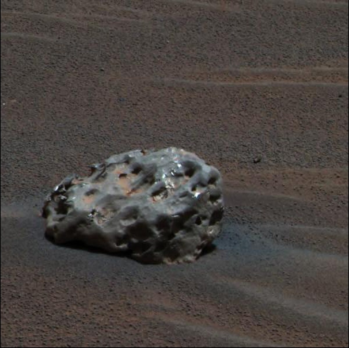 PIA07269-Mars_Rover_Opportunity-Iron_Meteorite.jpg