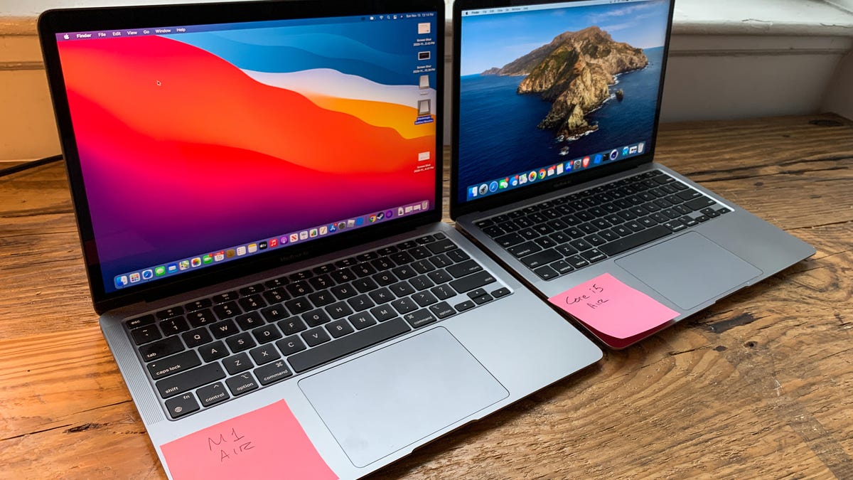 The 2020 M1 MacBook Air, beside the Intel Core i5 version. 