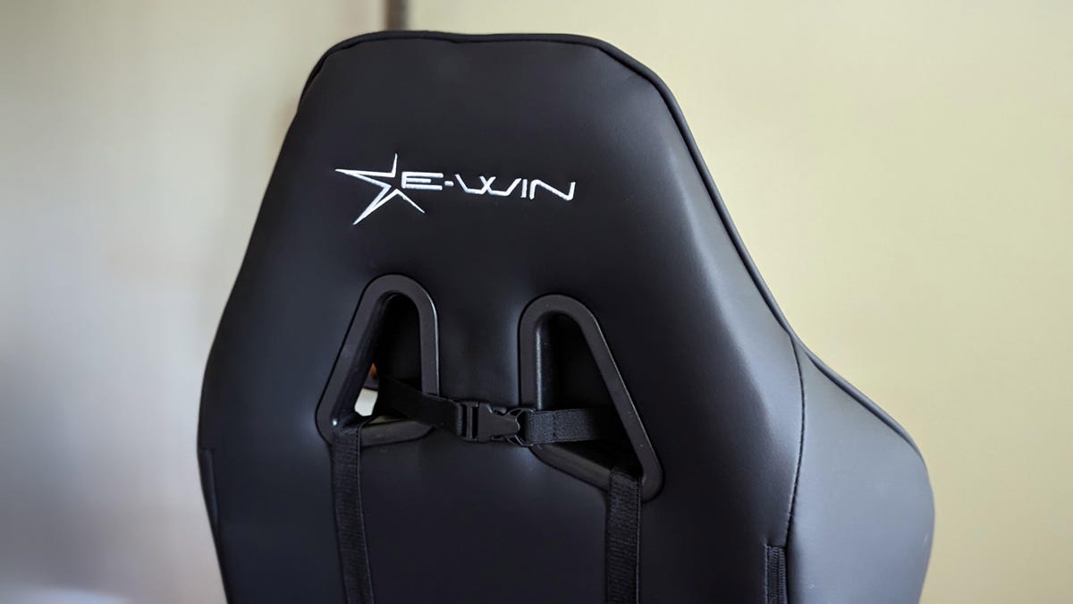 E-Win Champion Gaming Chair in black.