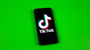 FCC Commissioner Wants TikTok Pulled From Apple, Google App Stores