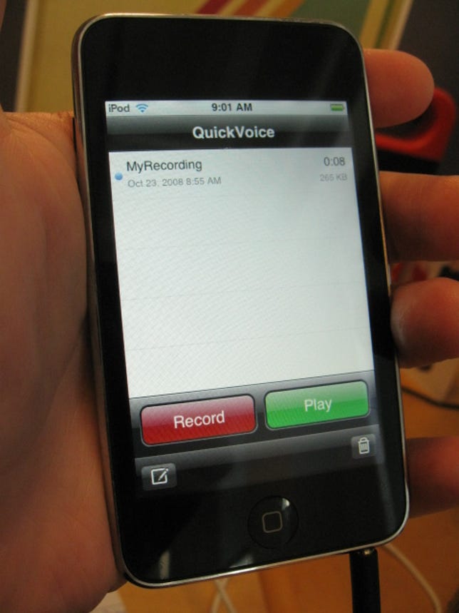Photo of QuickVoice working on the iPod Touch 2G.
