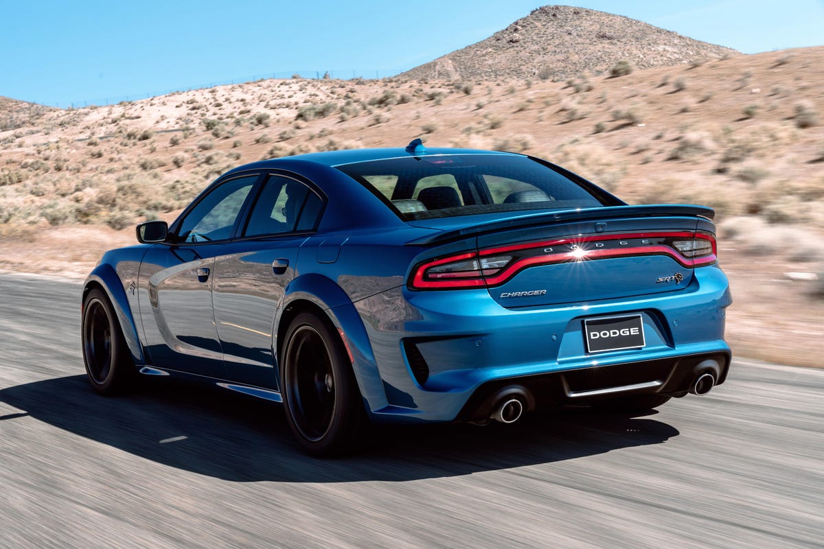2020-dodge-charger-hellcat-widebody-2