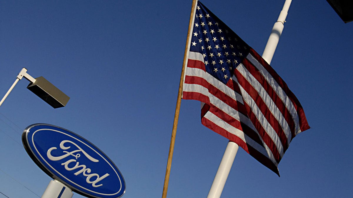 Ford Dealer and US Flag