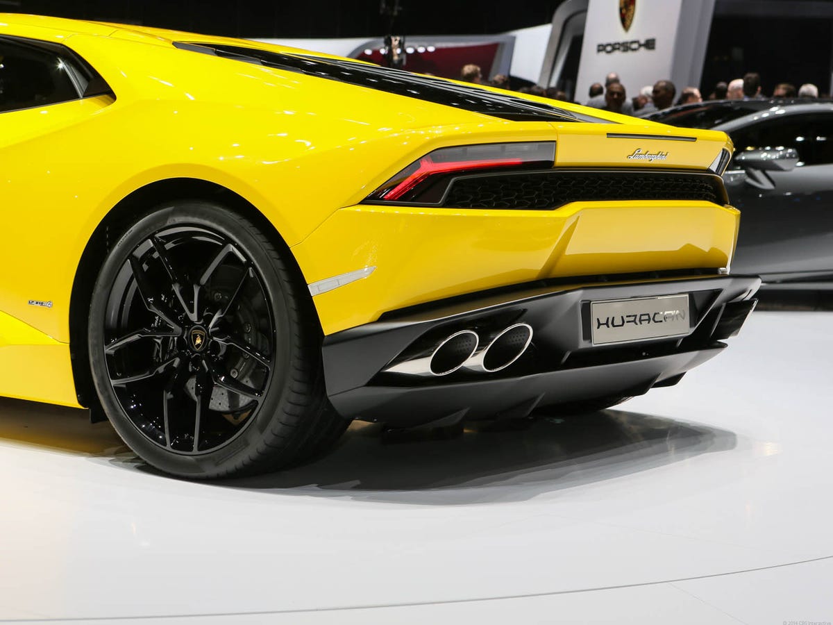 Lamborghini_Huracan_35835324-1158-005.jpg