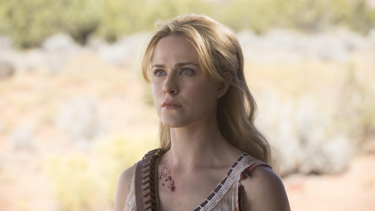 Westworld character Dolores plays piano.