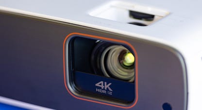 A closeup of the BenQ TK860i lens.
