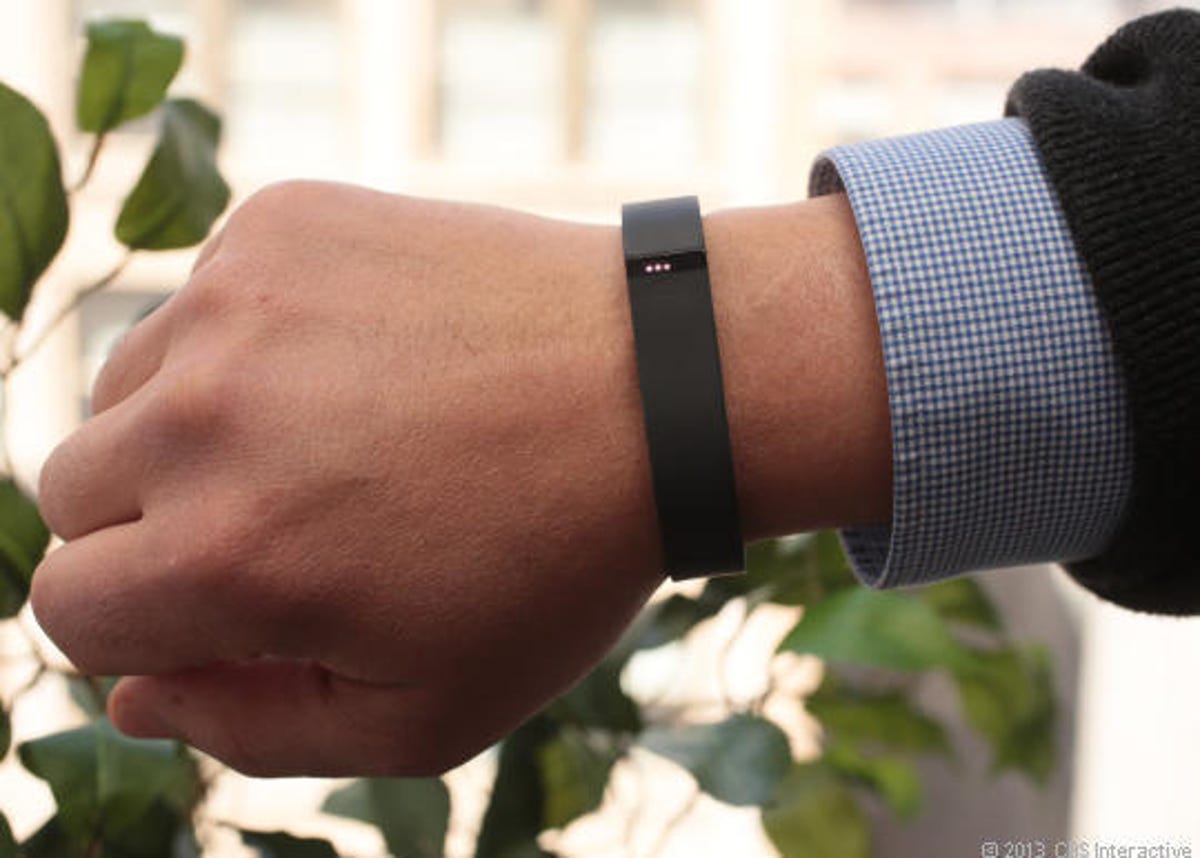 Fitbit Flex review: A most versatile, feature-packed tracker - CNET