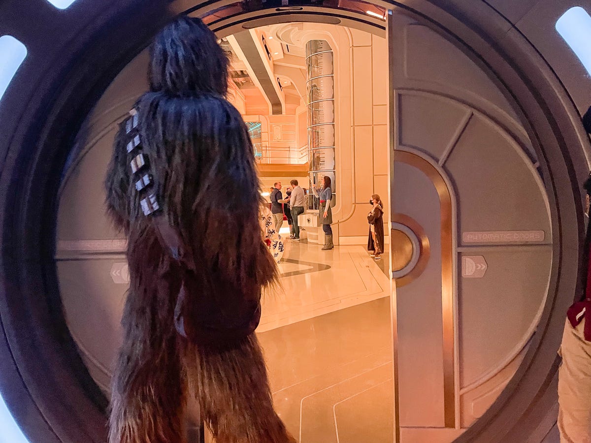 Disney Star Wars Galactic Starcruiser Hotel