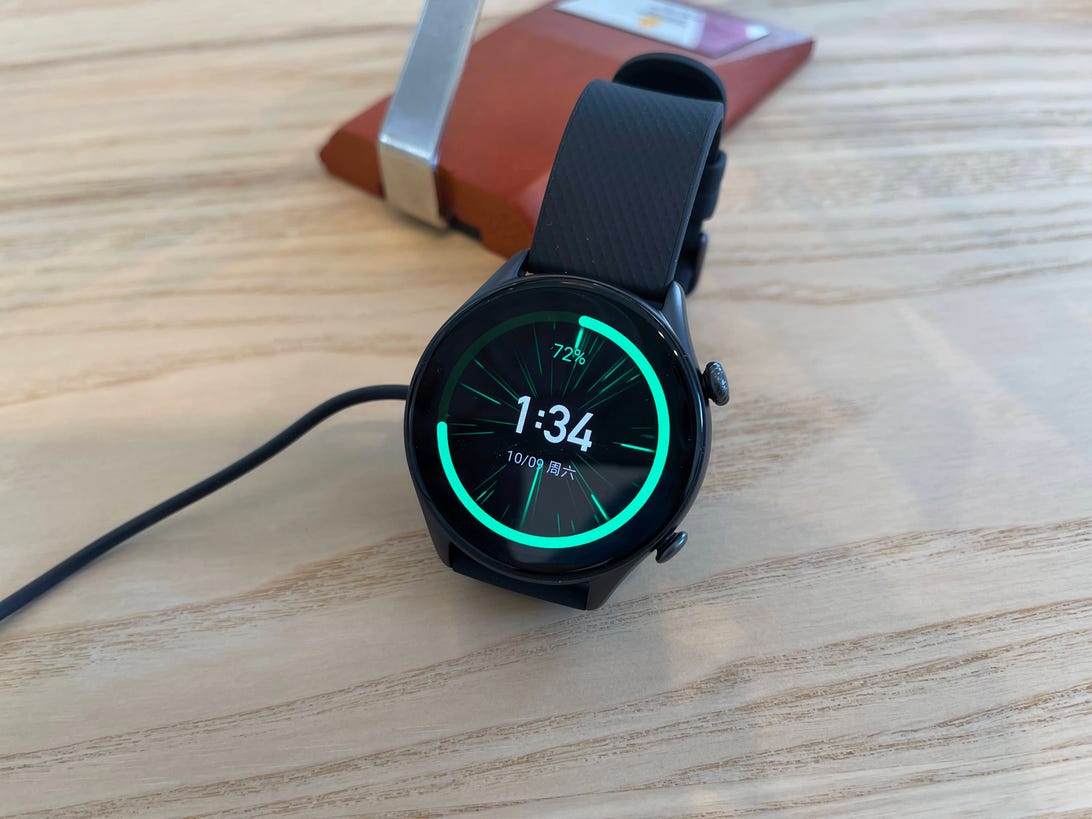 Amazfit GTR 3 Pro shows off a new OS, 12 days of battery life - CNET