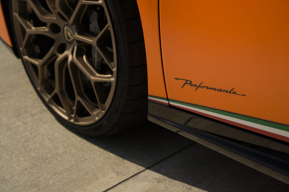 2017 Lamborghini Huracan Performante