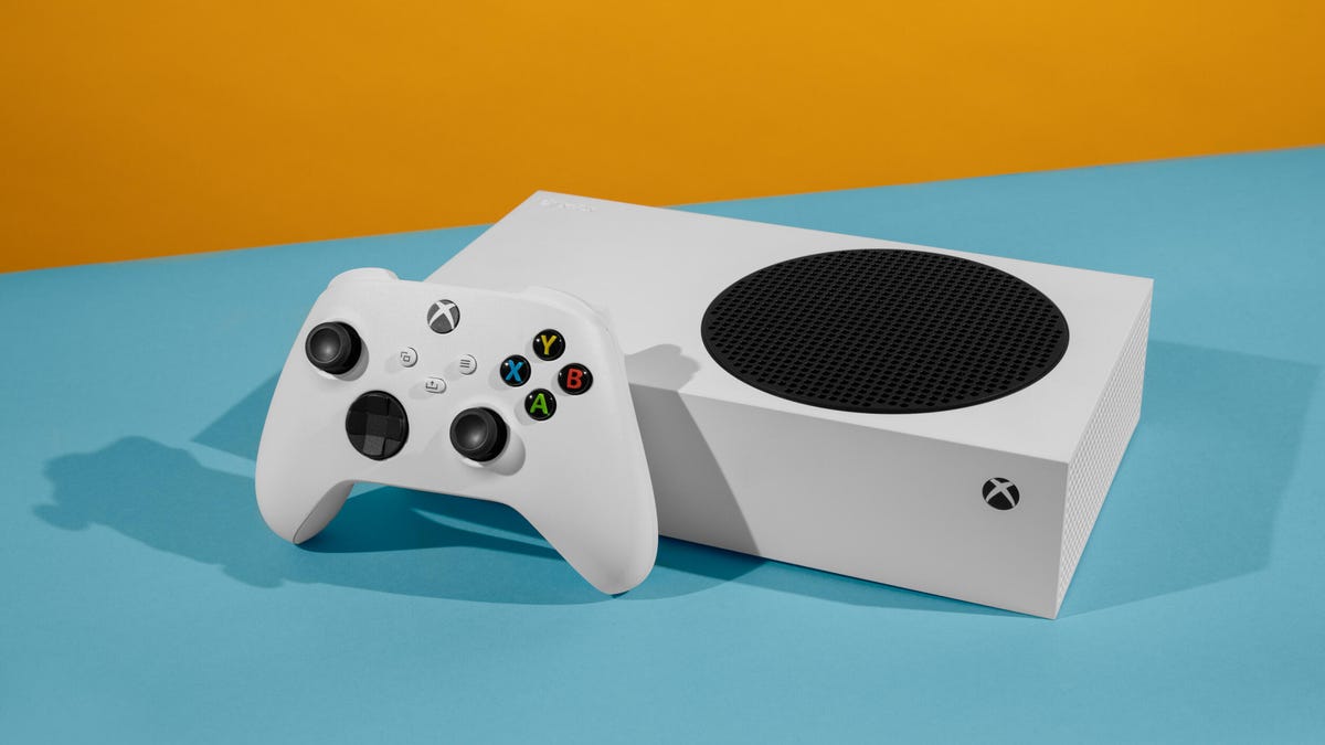 An Xbox console and controller