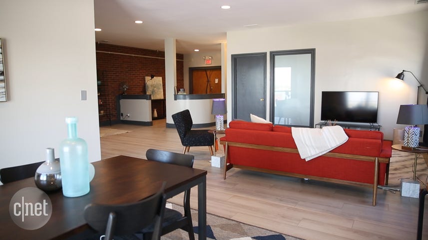 Take a tour of the CNET Smart Apartment