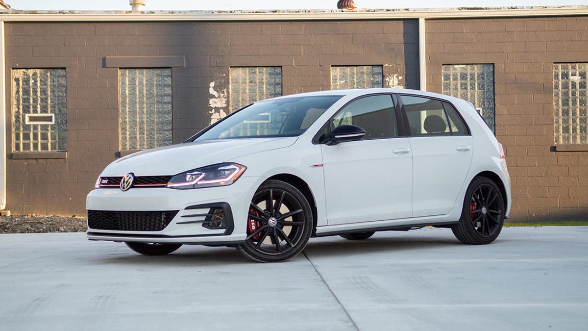 tint Moskee Roman 2019 Volkswagen Golf GTI review: The best daily driver gets better - CNET