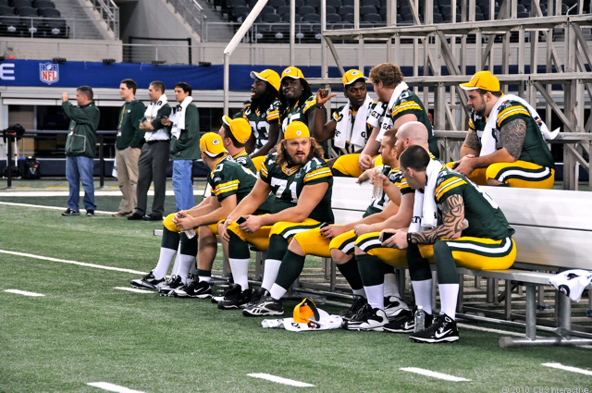 Packers_on_the_field.jpg