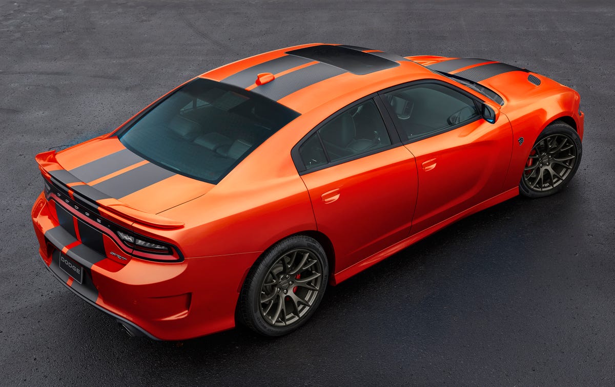 2016 Dodge Charger in Go Mango paint