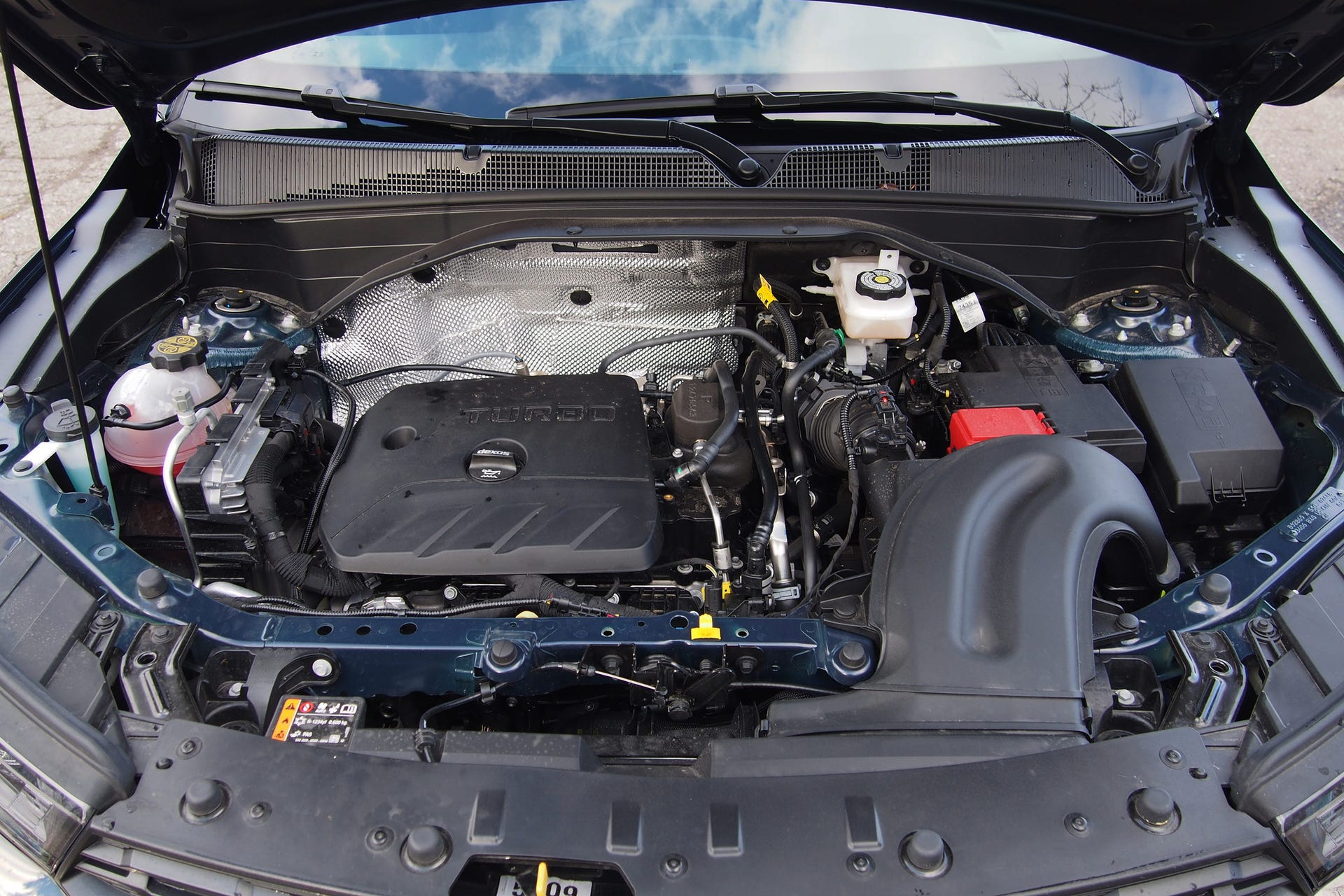 2022 Chevy Trailblazer AWD Activ - engine