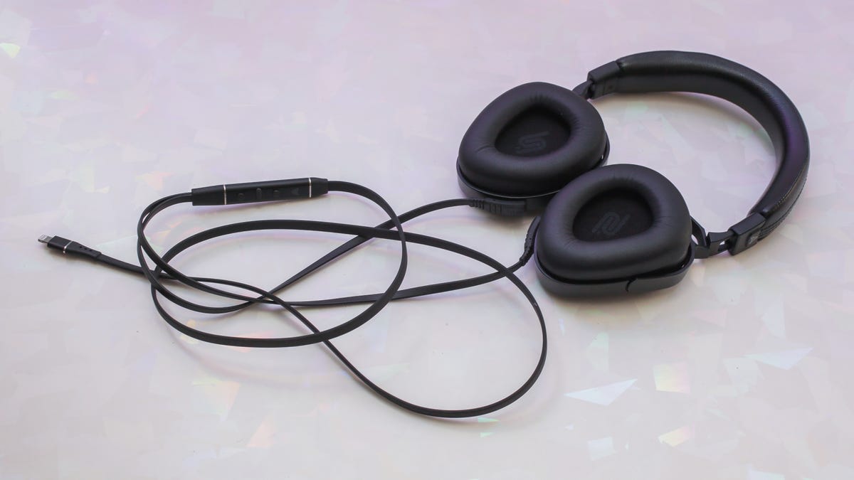 audeze-sine-headphones-09.jpg