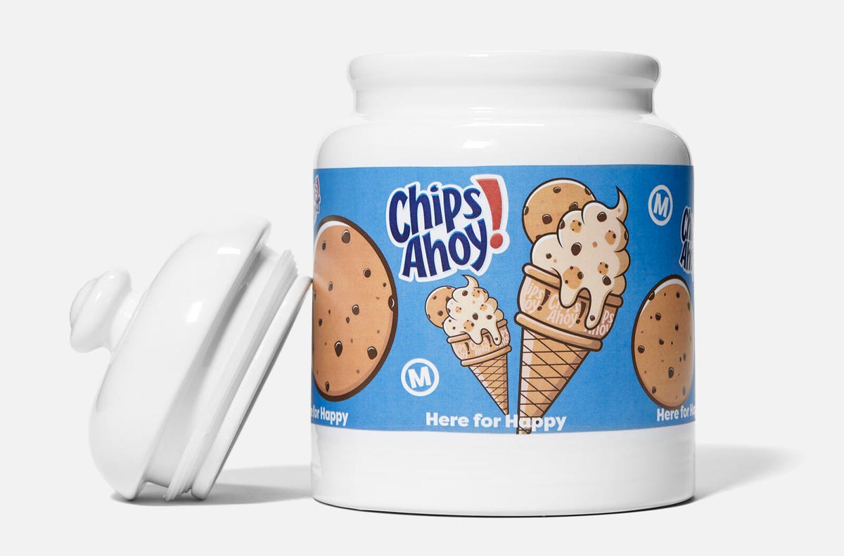 A Chips Ahoy cookie jar