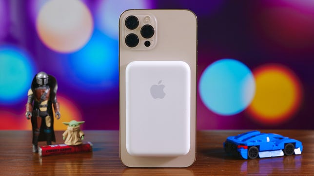 Score a Free iPhone 14 or Half Price Apple Watch Series 8 While Verizon's Preorder Deals Last 7