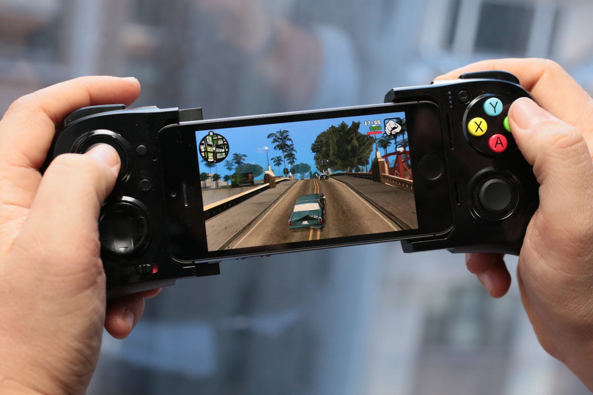 Download Conveniently configured gamepad controls for GTA San Andreas