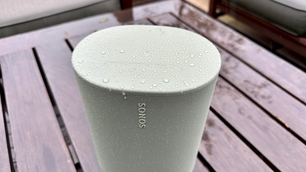 The Sonos Move 2 plays well indoors and outdoors
