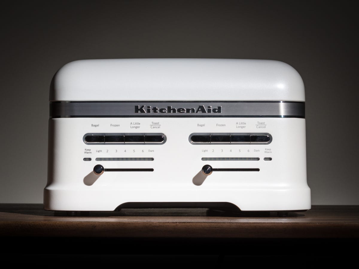 kitchen-aid-pro-line-toaster-product-photos-1.jpg