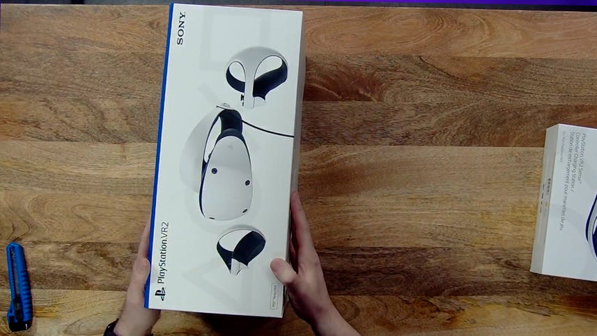 PlayStation VR 2: Watch the Unboxing