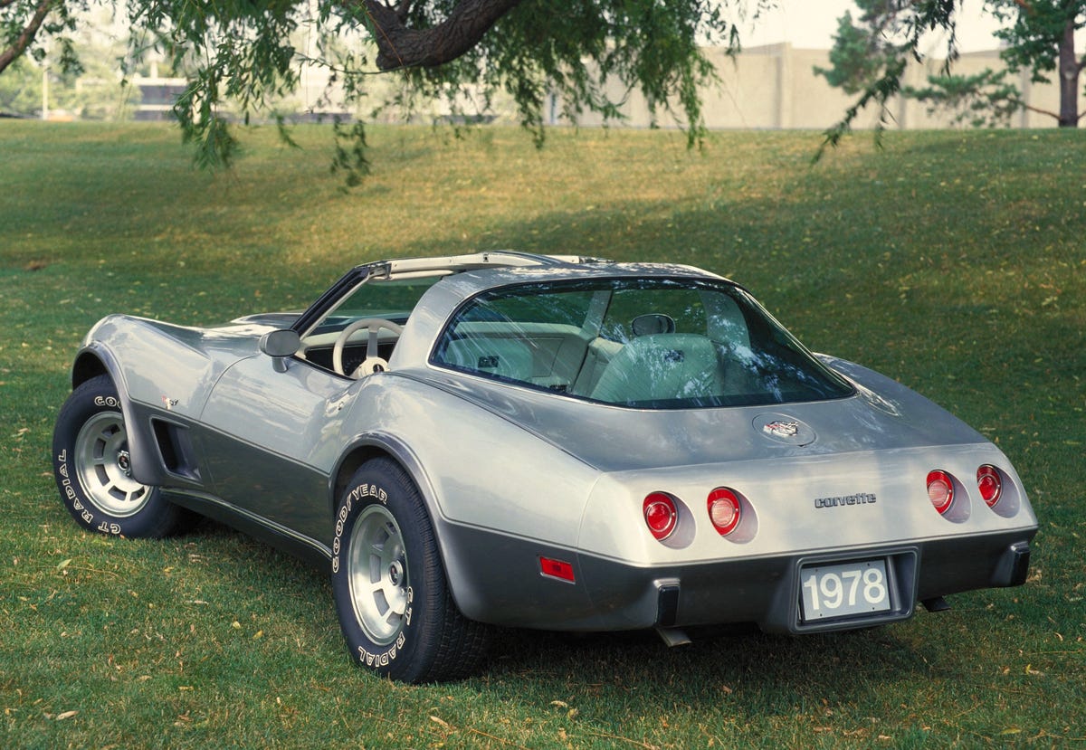 1978-chevrolet-corvette-silver-anniversary-edition