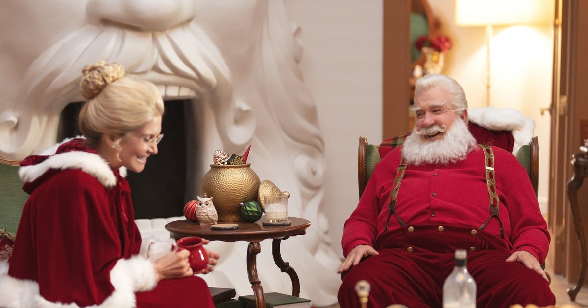 'The Santa Clauses' Trailer Brings Back Tim Allen For Disney Plus Reboot     – CNET