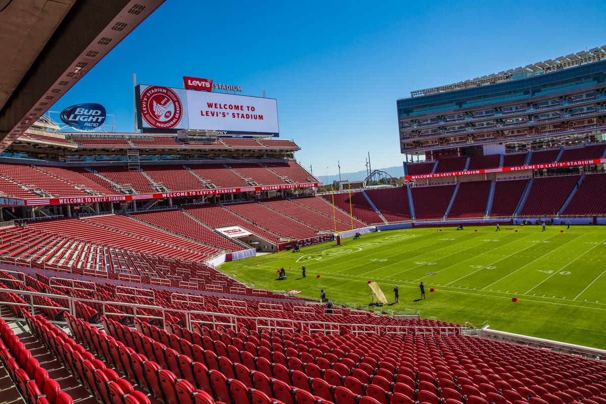 maskinskriver en kop Fortryd Inside the SF 49ers new Levi's Stadium (pictures) - CNET