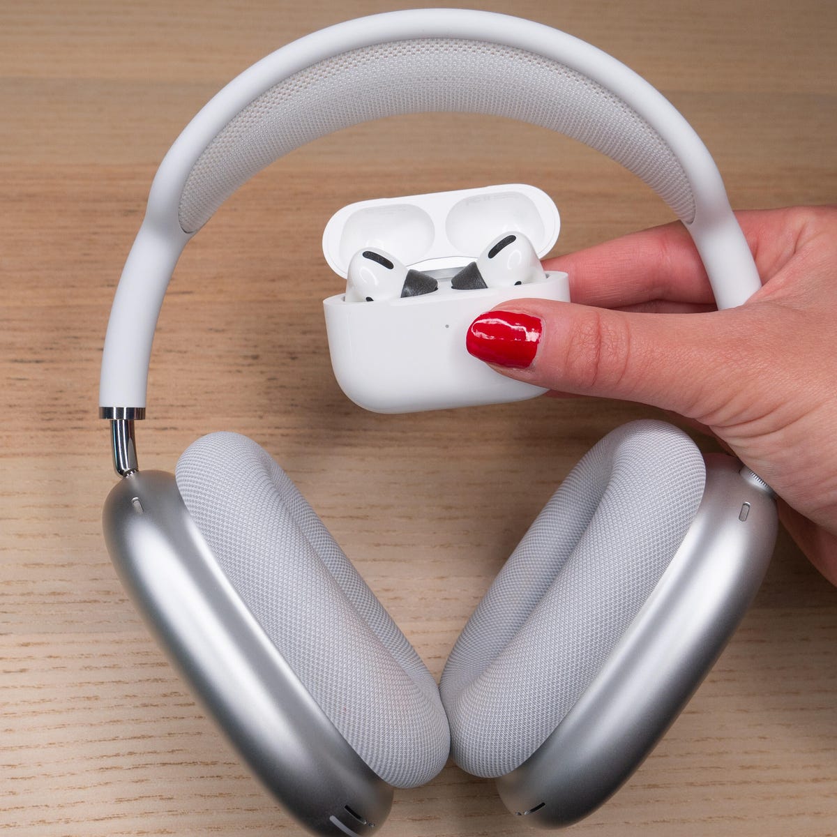 Apple AirPods Pro, AirPods Max headphones get Find My upgrade - CNET