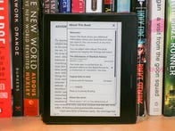 <p>Amazon Kindle Oasis comes with a magnetized battery-case and can be held in either hand.</p>