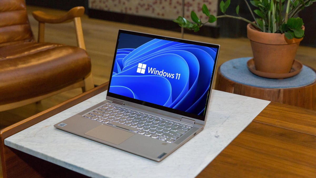 Windows 11 update on a laptop