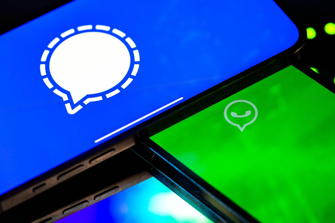 Signal and WhatsApp messaging
