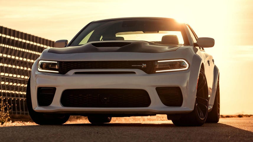 AutoComplete: Dodge unveiled the widebody Charger Hellcat and Scat Pack
