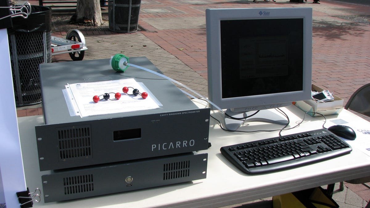 The Earth Networks sensor network will use this greenhouse gas monitoring equipment from Picarro.