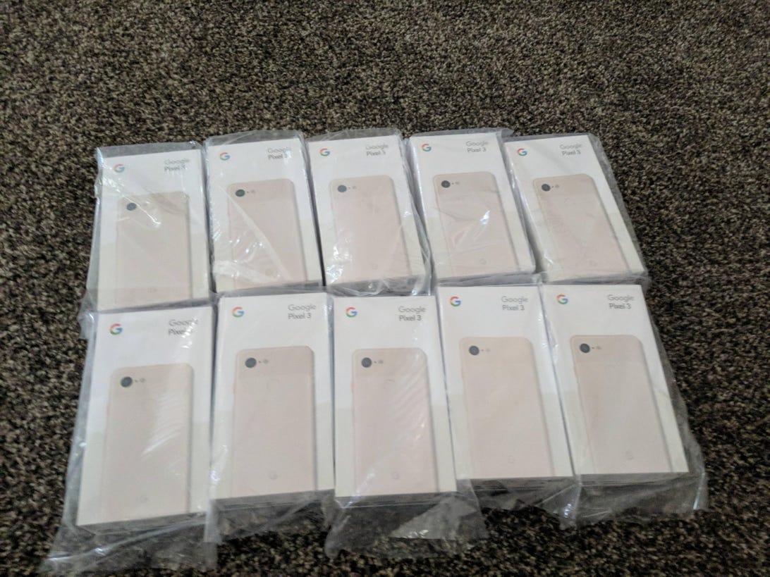 Man asks for Pixel 3 refund, gets 10 pink replacements instead