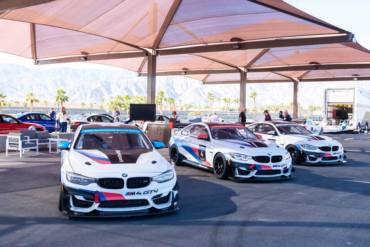 2021-bmw-m4-gt4-pictures-3