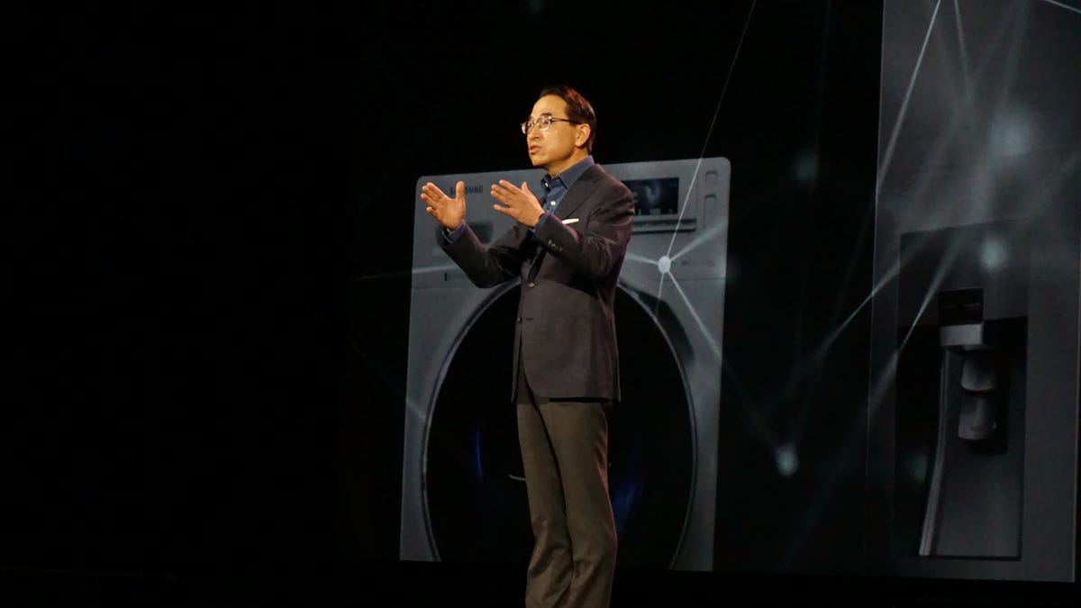 W.P. Hong, head of Samsung's IT business, talks up the Internet of Things during a keynote presentation at this year's CES confab.