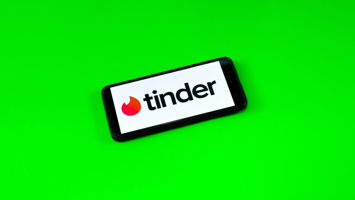 Tinder online dating app