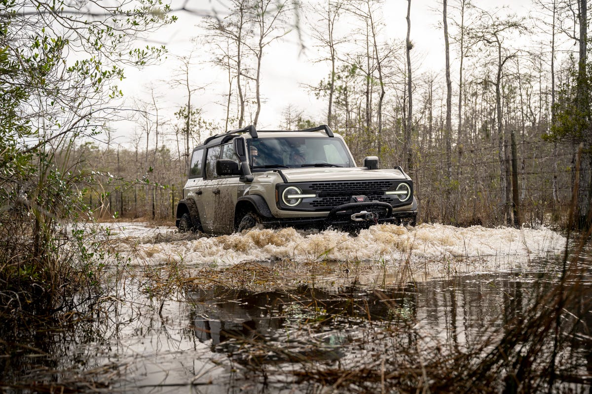 2022 Ford Bronco Everglades - fr