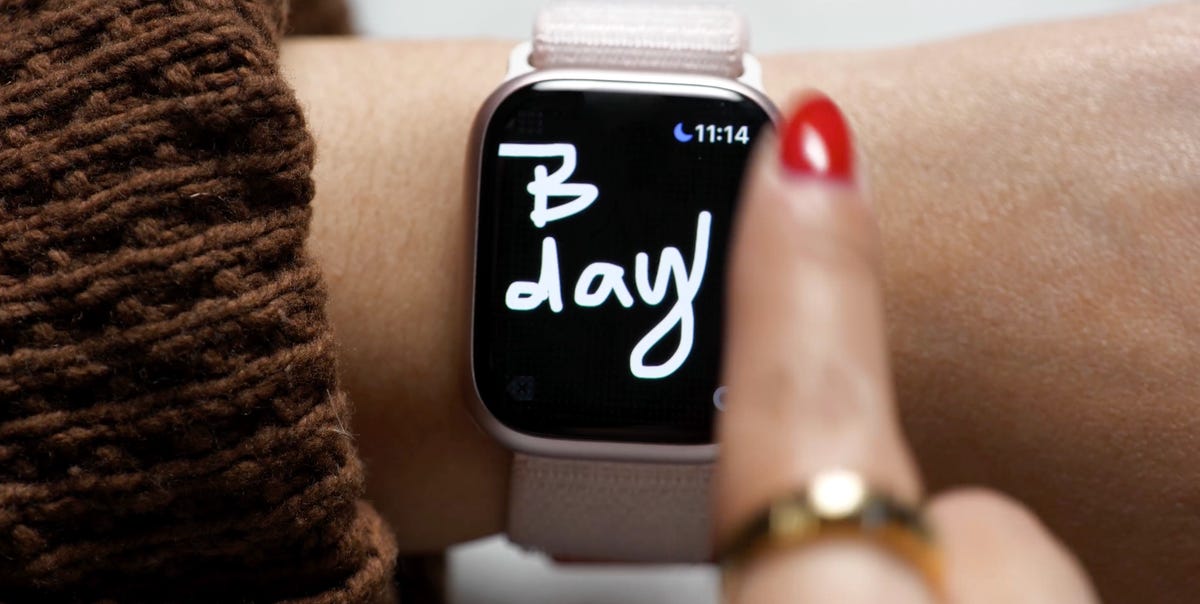 The Apple Watch with the 2Doodle app on the screen