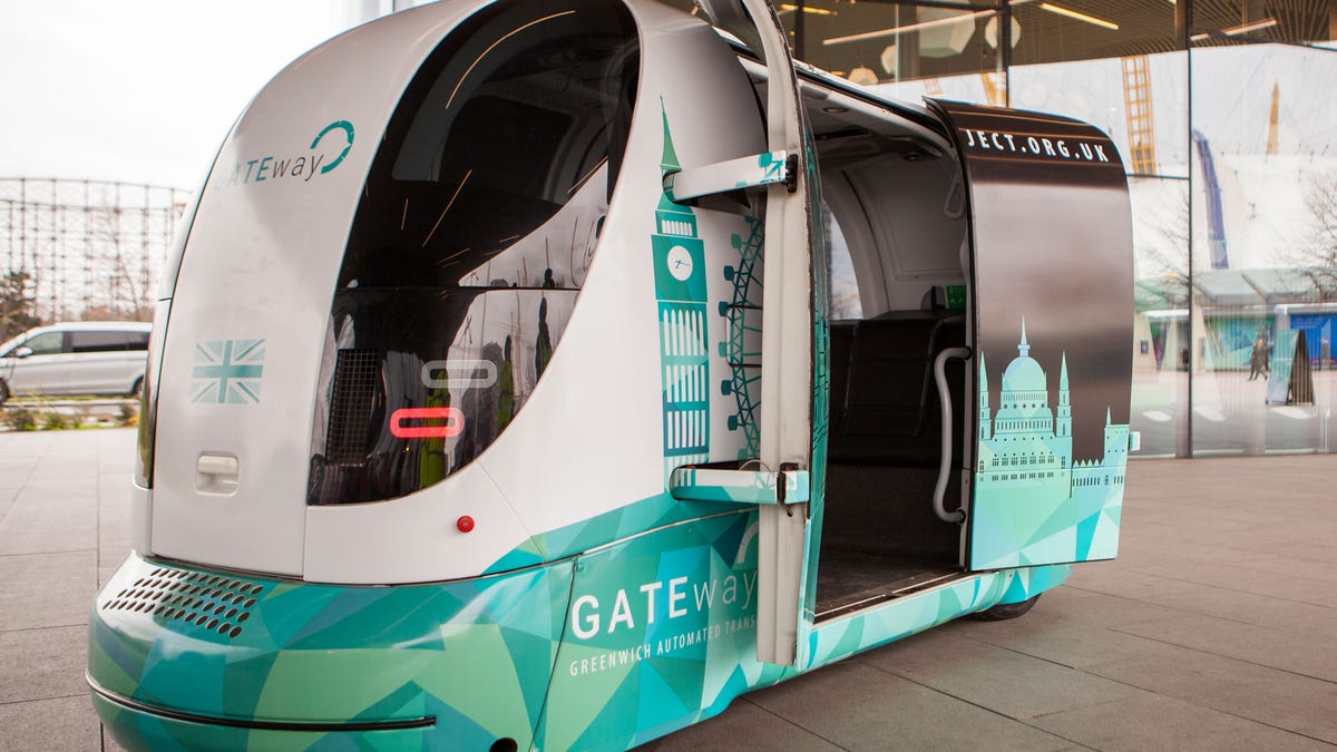 gateway-driverless-self-driving-shuttle-london-doors-open.jpg