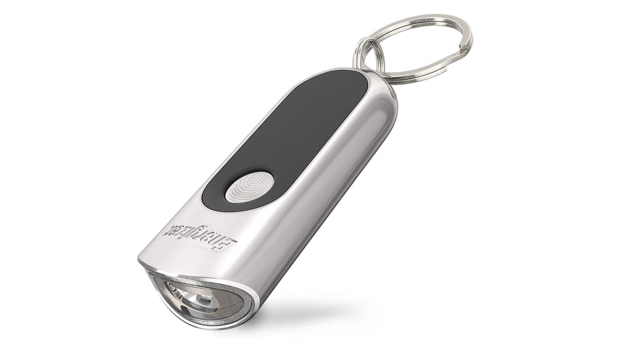 Promo of the Energizer LED mini pocket flashlight keychain.