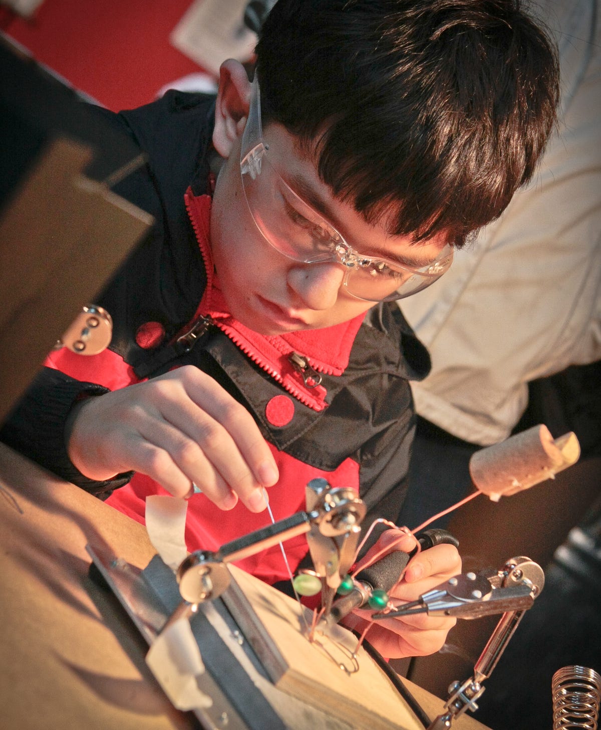 20120121_Young_Makers_Wire_Automata.jpg