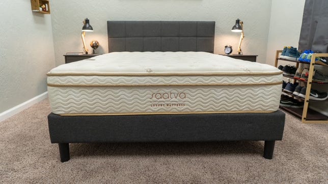 saatva-mattress-review-2.jpg