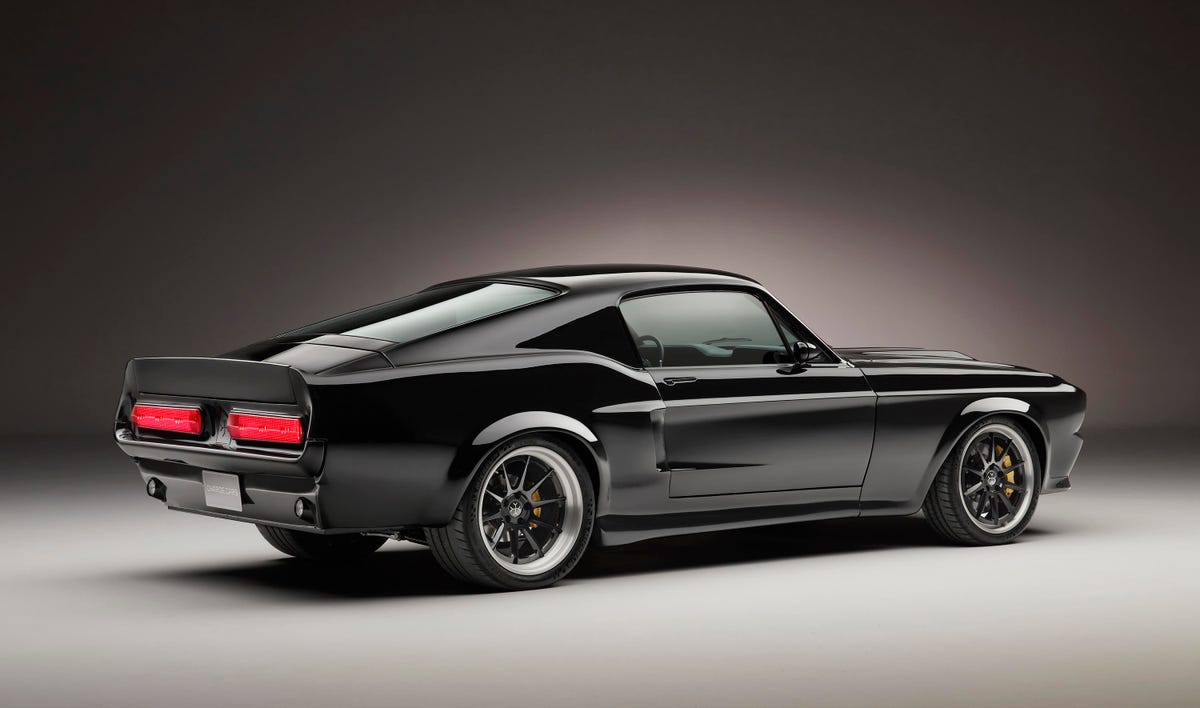 charge-cars-ford-mustang-002
