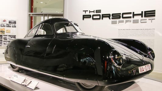 petersen-automotive-museum-32-of-60