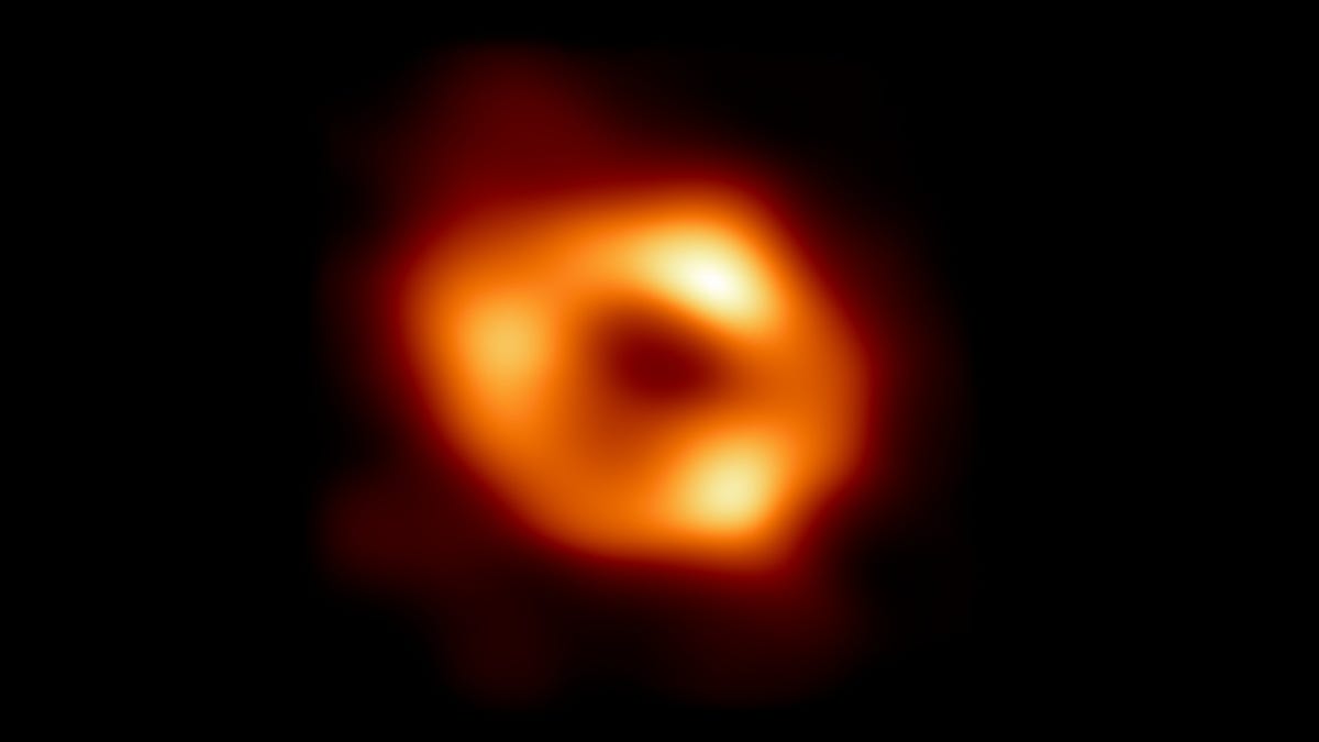 Our Galaxy’s Dark Heart: Astronomers Capture First Ever Image of the Milky Way’s Black Hole – CNET