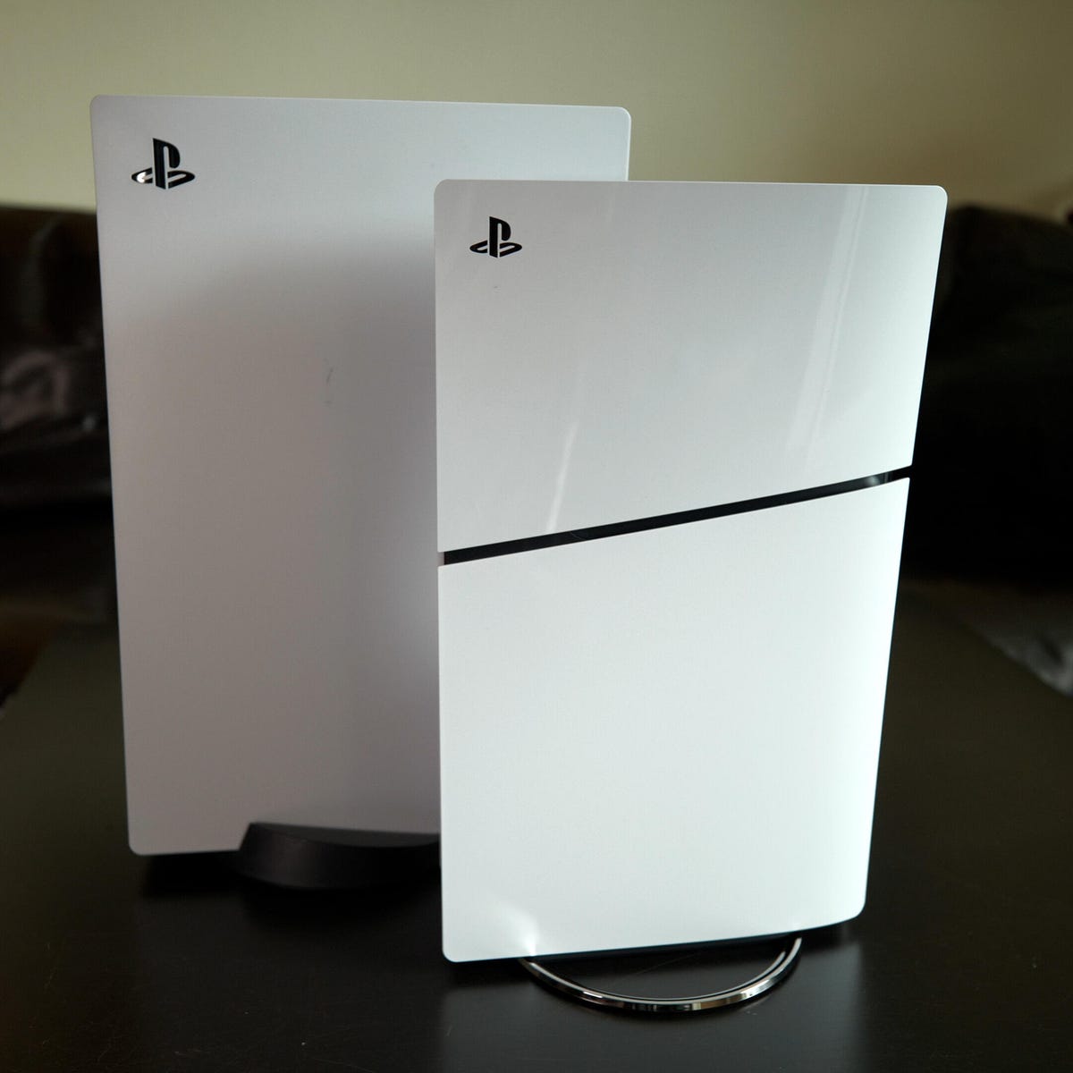First in hand look at the PlayStation 5 “Slim” with a side by side